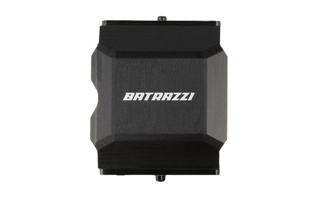 Batrazzi : un skid plate central en POM plus plat pour le FMS FCX18 II