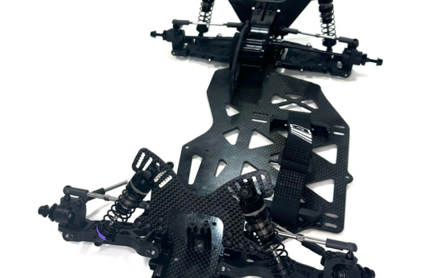 Team GFRP 2027 Mistress : le kit late model 1/10 pour pistes à très forte adhérence