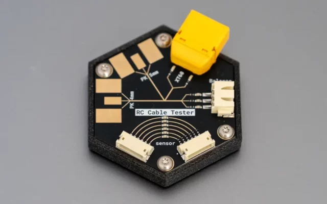 ADSTech lance un testeur de câbles RC pour vérifier vos connexions avant chaque course