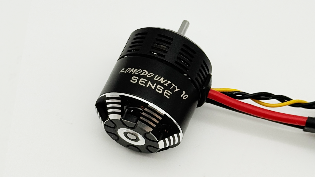 Combo 2-en-1 Furitek KOMODO UNITY 10 PRO Sensored, moteur brushless outrunner 2000 KV et variateur FOC intégré