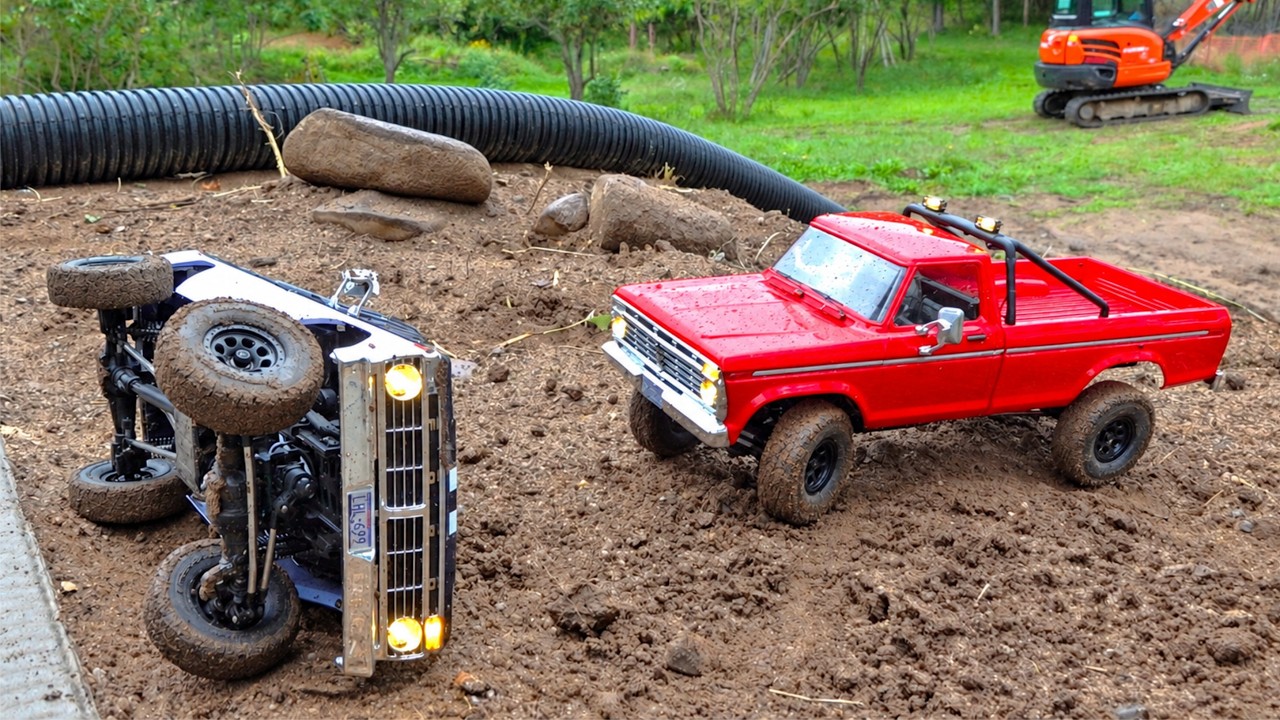 Le pick-up crawler FMS Ford F-100 au 1/18 présenté dans une vidéo de la chaîne RCSparks Studio