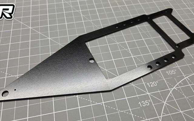 CRC F-Won/M200 : un châssis aluminium 2,5 mm en option pour la F1 et la GT 1/10