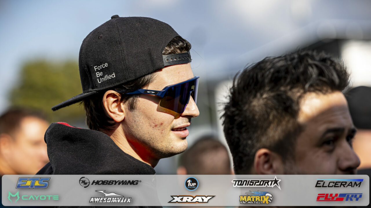 Michal Orlowski en essais avec sa Schumacher lors de la manche 3 de l'Euro Touring Series à Arena33