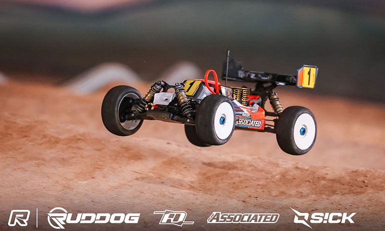 Mondial IFMAR 1/8 Buggy Thermique : Davide Ongaro décroche le Top Seed final à Thornhill