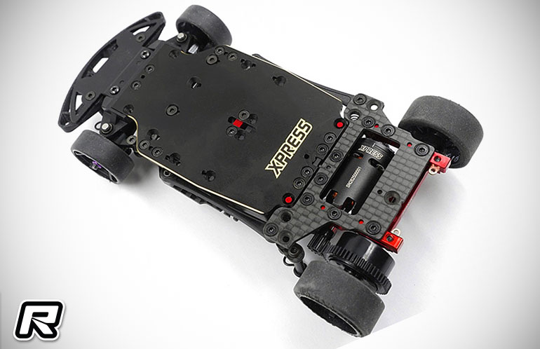 Plaque de châssis laiton RC Xpress pour la Pixel Z1