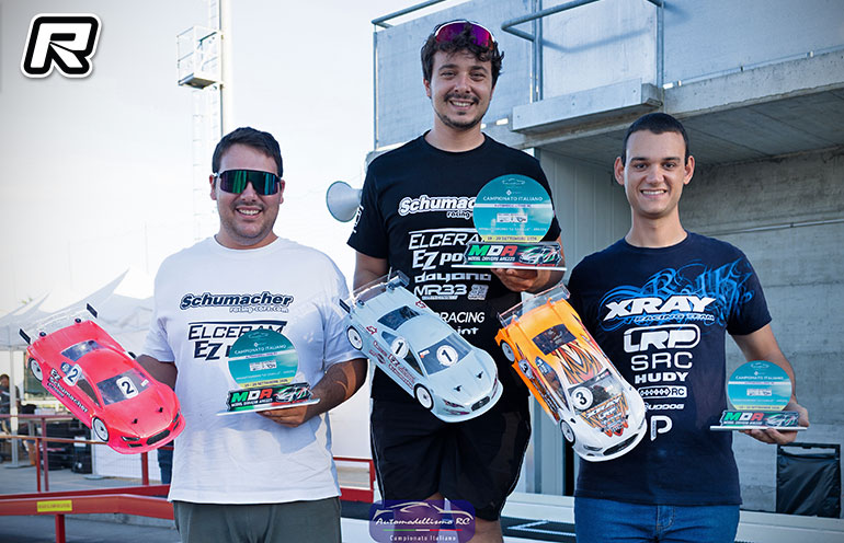Mattia Collina, triple champion d'Italie de touring 1/10 sur Schumacher