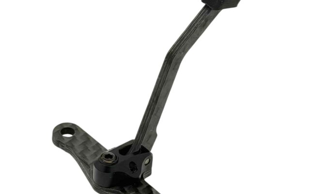 INOV8 lance le X-Lite, support de capot ajustable pour Schumacher Mi10