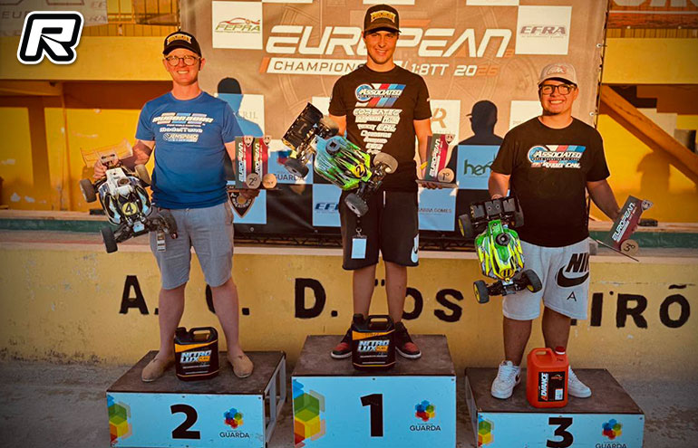 Iker Tellez champion d'Europe B 1/8 buggy nitro 2026 avec son buggy Team Associated