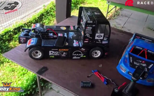 Vidéo Many&rsquo;s RCGarage 68 : prise en main du FG Race Truck avec Race Box Micro