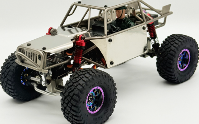 Furitek Titan U4 Ultimate 24 : un crawler 1/24 tout titane à la motorisation Tri-Unity Pro