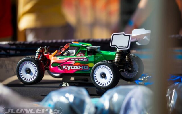 JConcepts lance trois nouveaux pneus buggy 1/8 : Space Bar, Euro Bar et Fubar