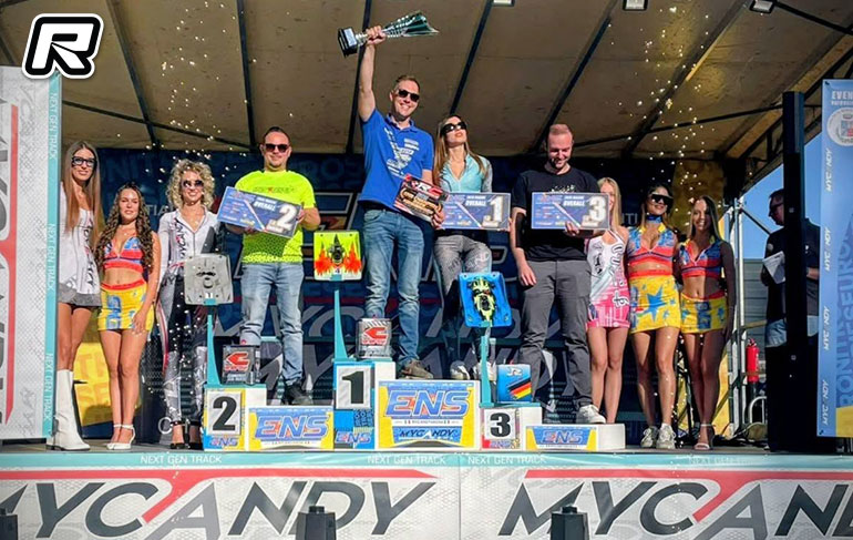 Simon Kurzbuch (Mugen Seiki) sacré champion de l'Euro Nitro Series 2026 en 1/8
